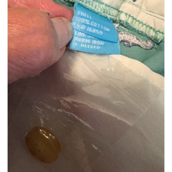 J. McLaughlin Men's All Over Seahorse Embroidered Shorts Size 30 NWOT - Picture 7 of 8